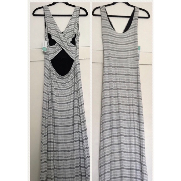 Gilli Dresses & Skirts - Gilli Mitchel Knit Maxi Dress Off-White Size L